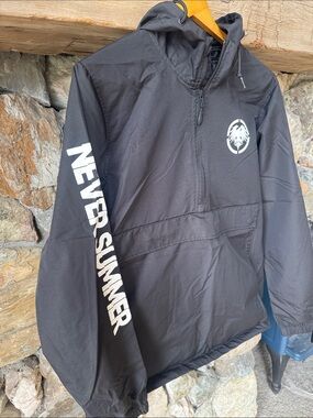 Never Summer Snowboard Anorak 1/2 Zip Jacket with Hood Men’s Small